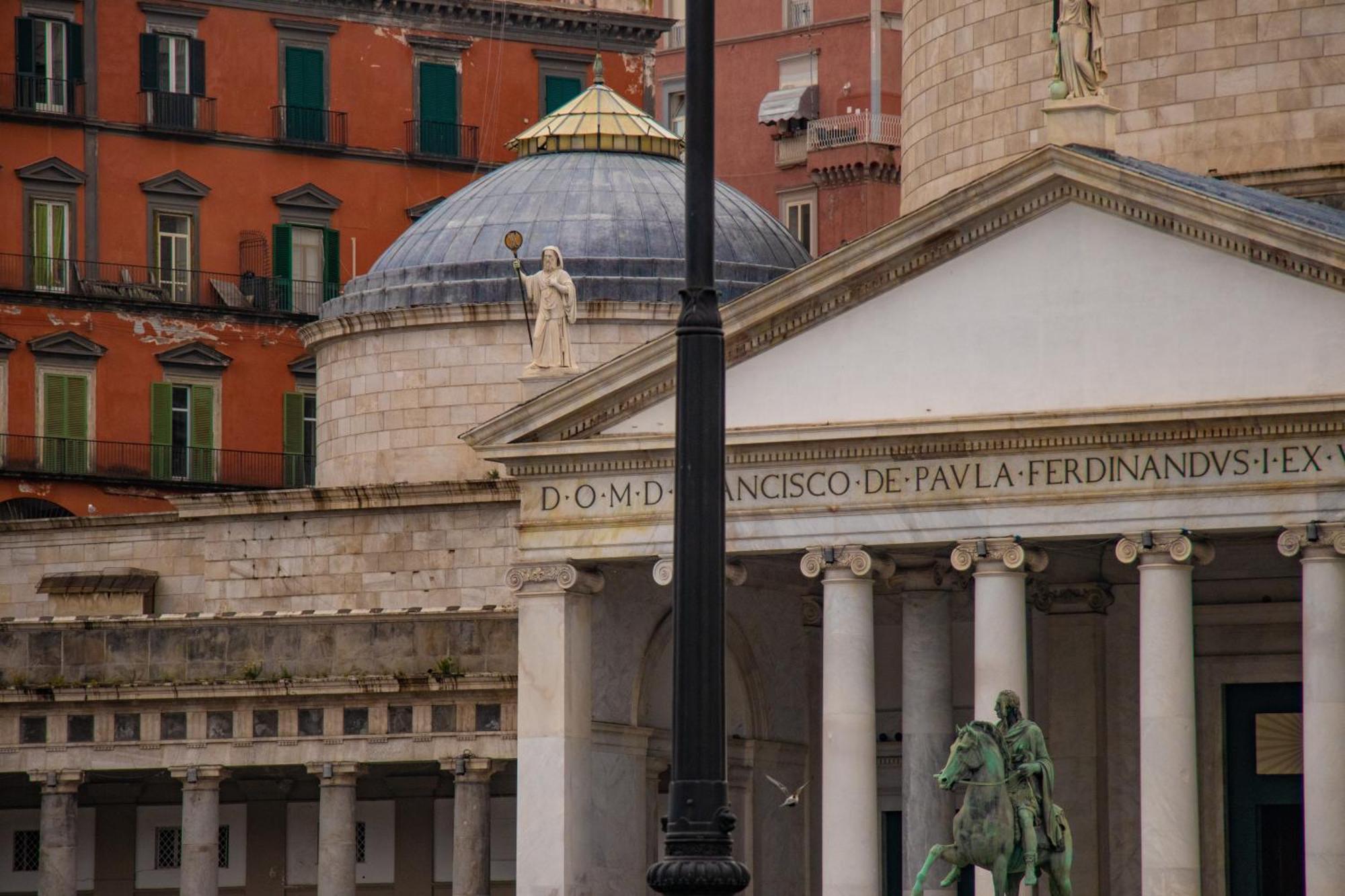 Il Sole Di Montesanto Bed & Breakfast Napoli Eksteriør bilde
