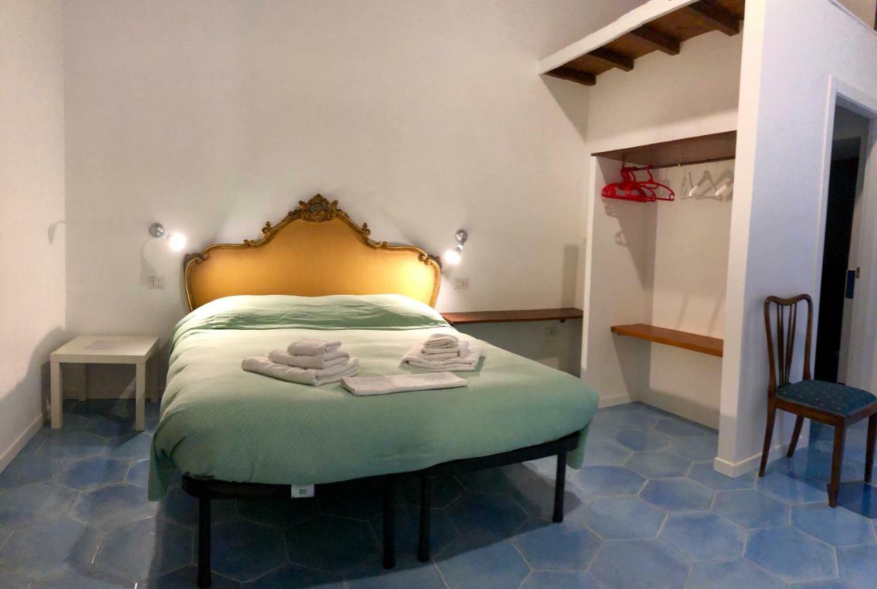 Il Sole Di Montesanto Bed & Breakfast Napoli Eksteriør bilde