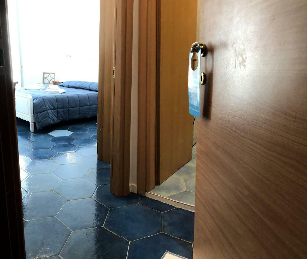 Il Sole Di Montesanto Bed & Breakfast Napoli Eksteriør bilde