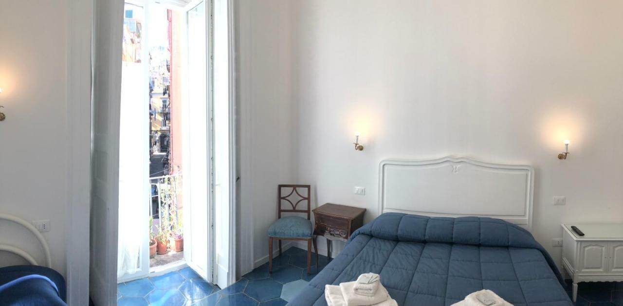 Il Sole Di Montesanto Bed & Breakfast Napoli Eksteriør bilde